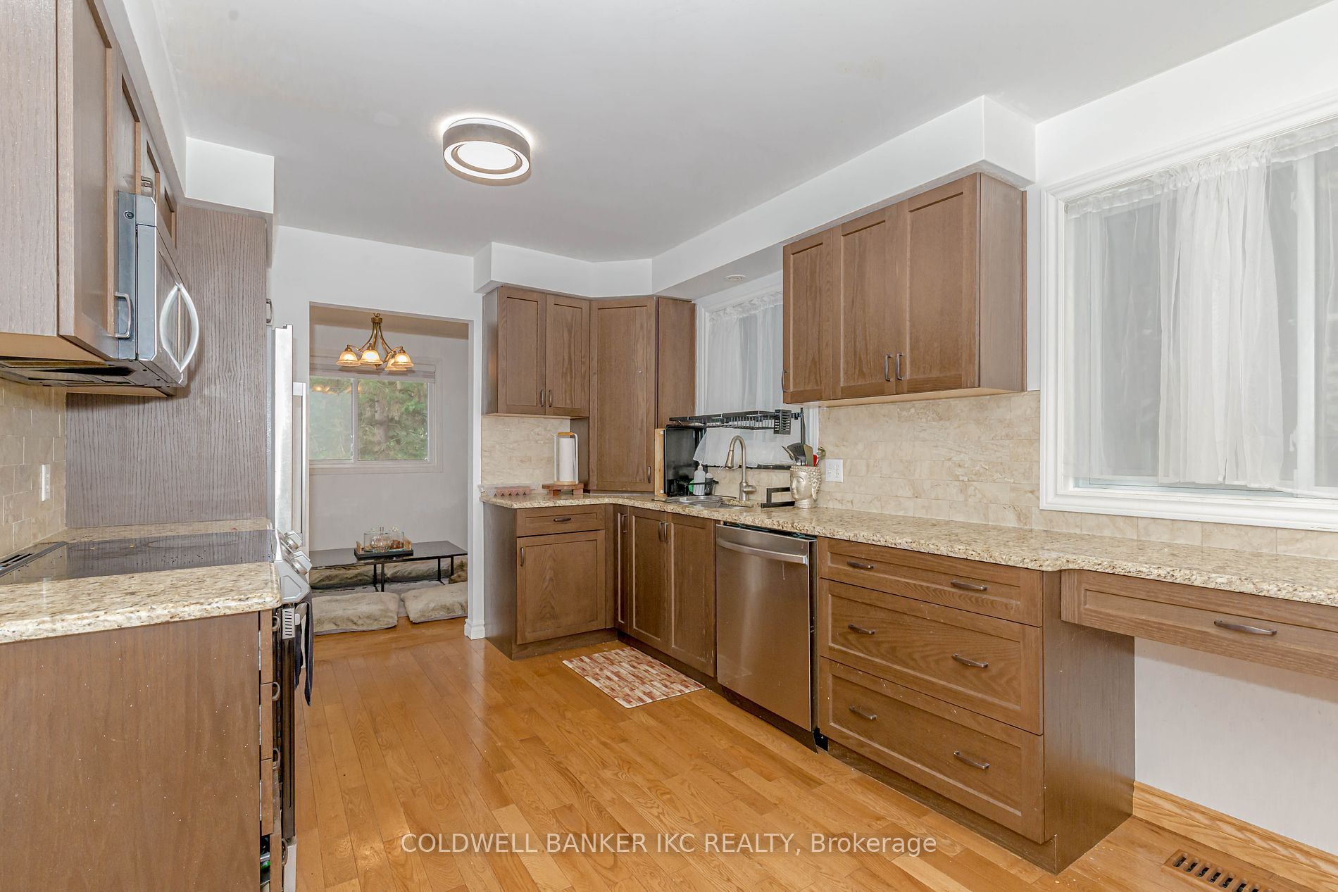 79 Ann St