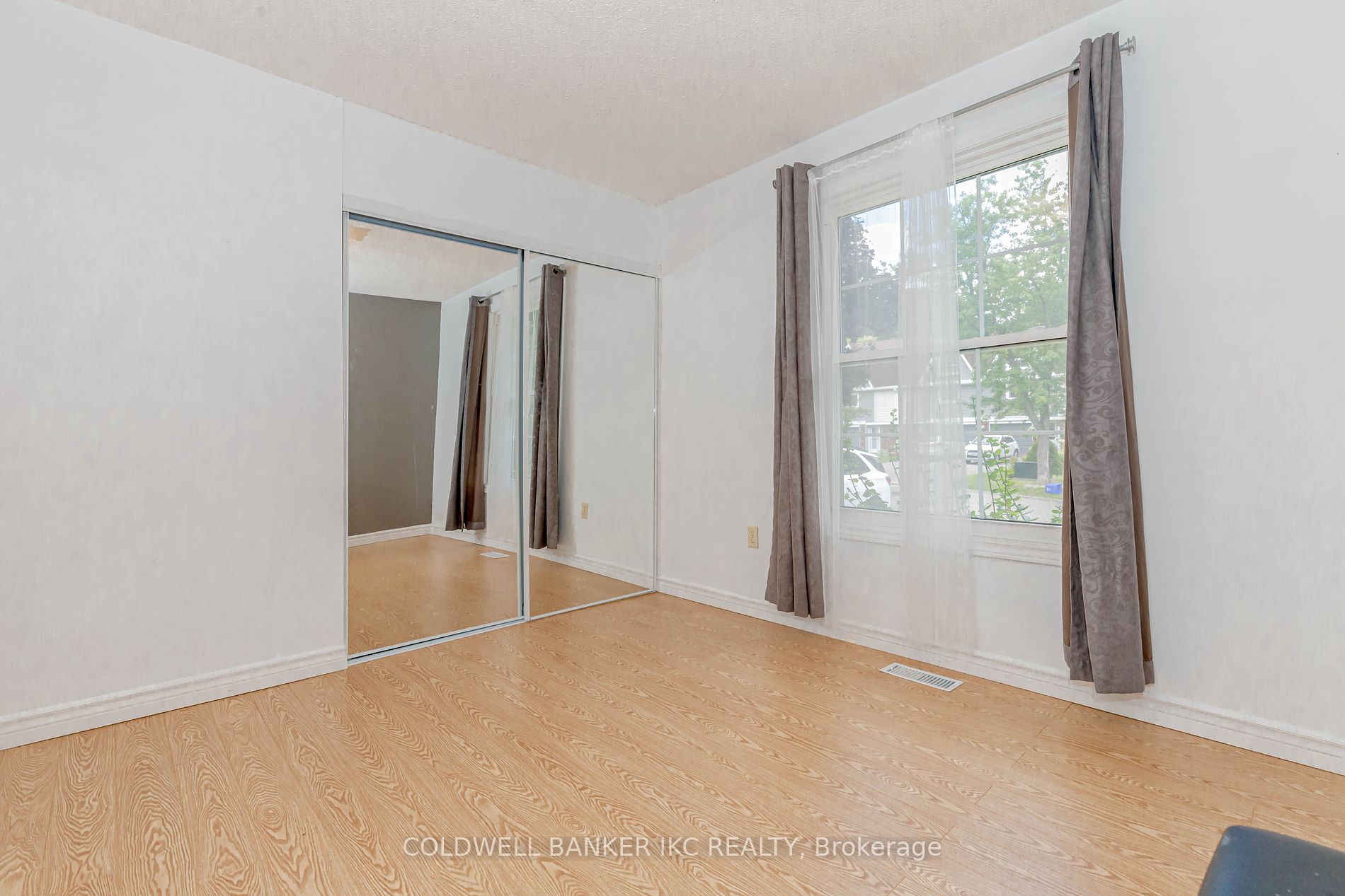 79 Ann St