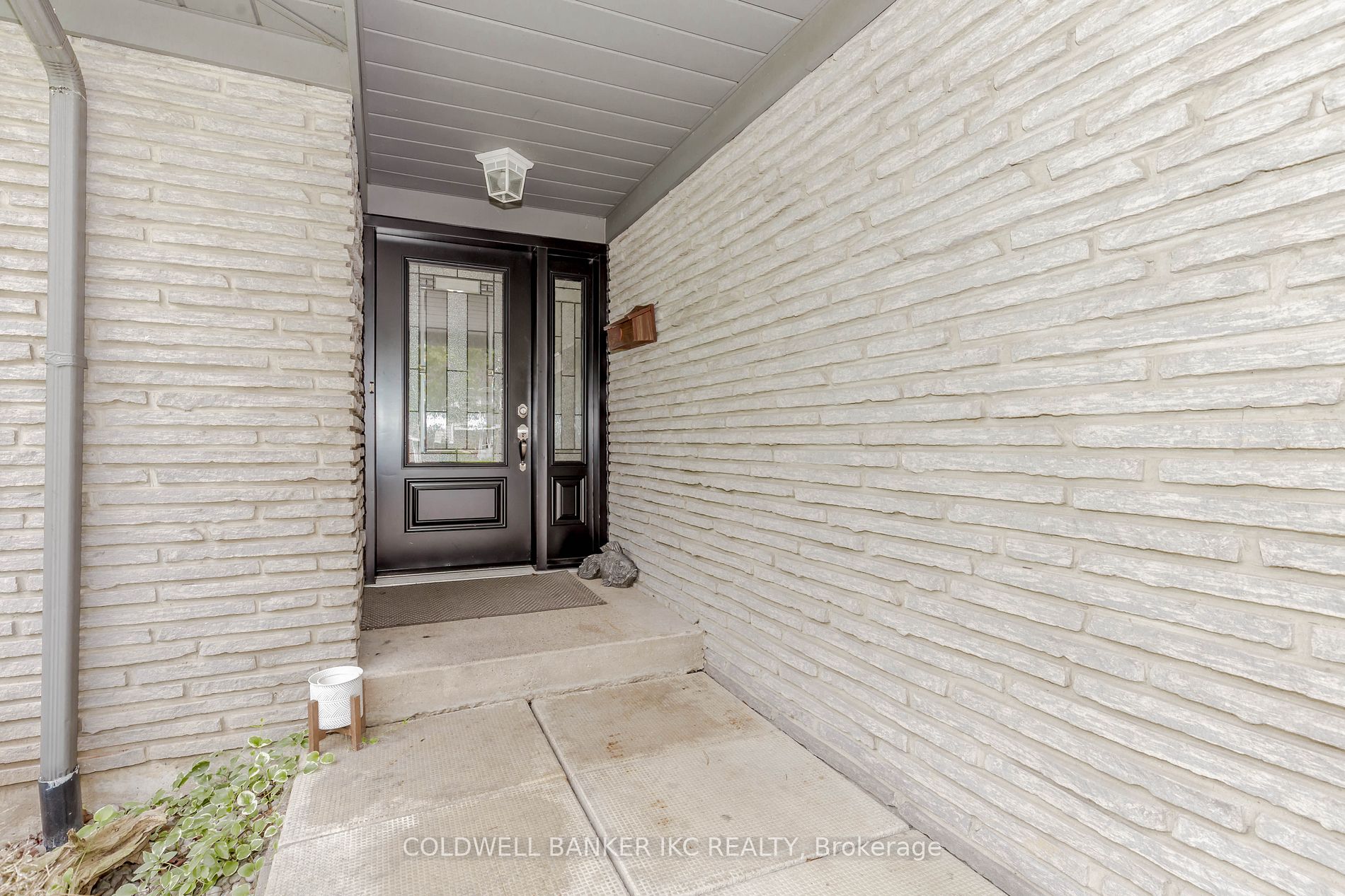 79 Ann St