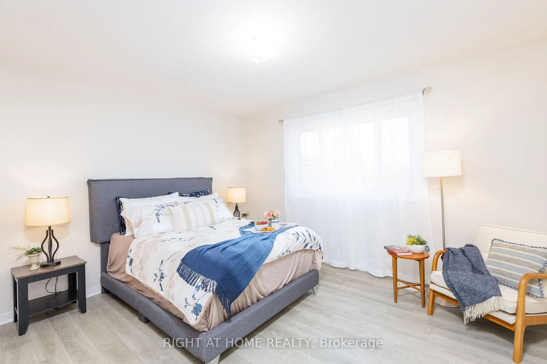190 Elgin St