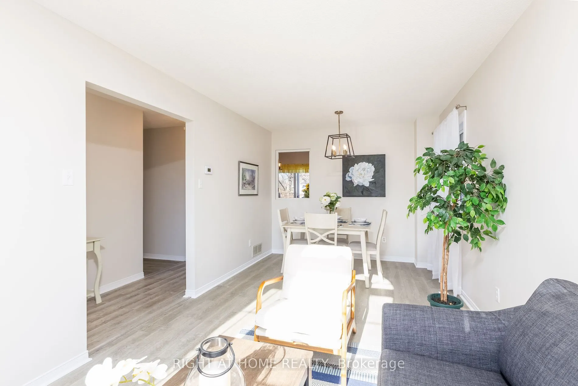 190 Elgin St