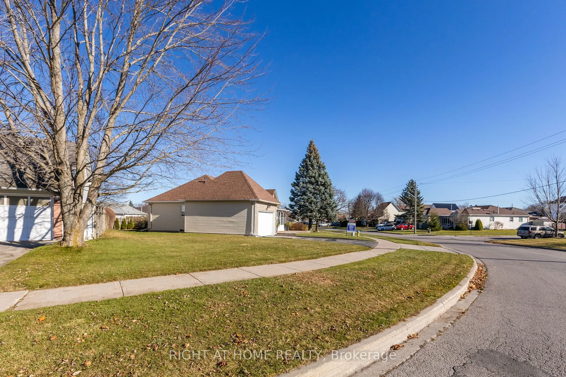 190 Elgin St