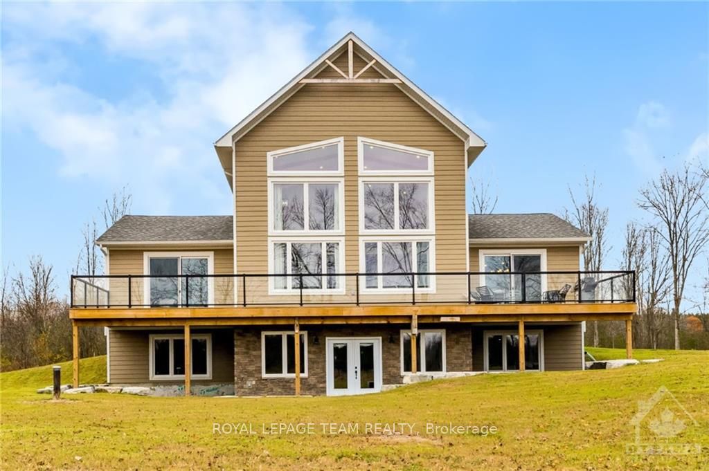 691 RIDEAU RIVER Rd