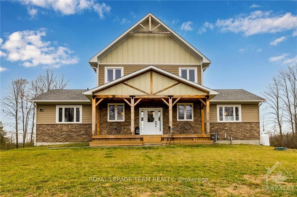 691 RIDEAU RIVER Rd