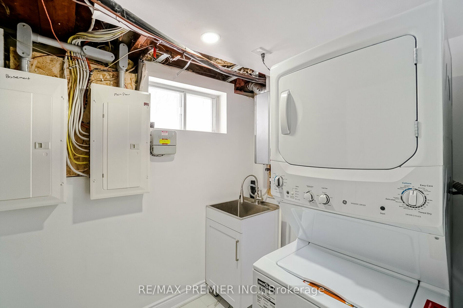 8 Marlborough Rd, #Main FL