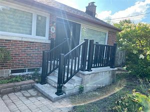 8 Marlborough Rd, #Main FL