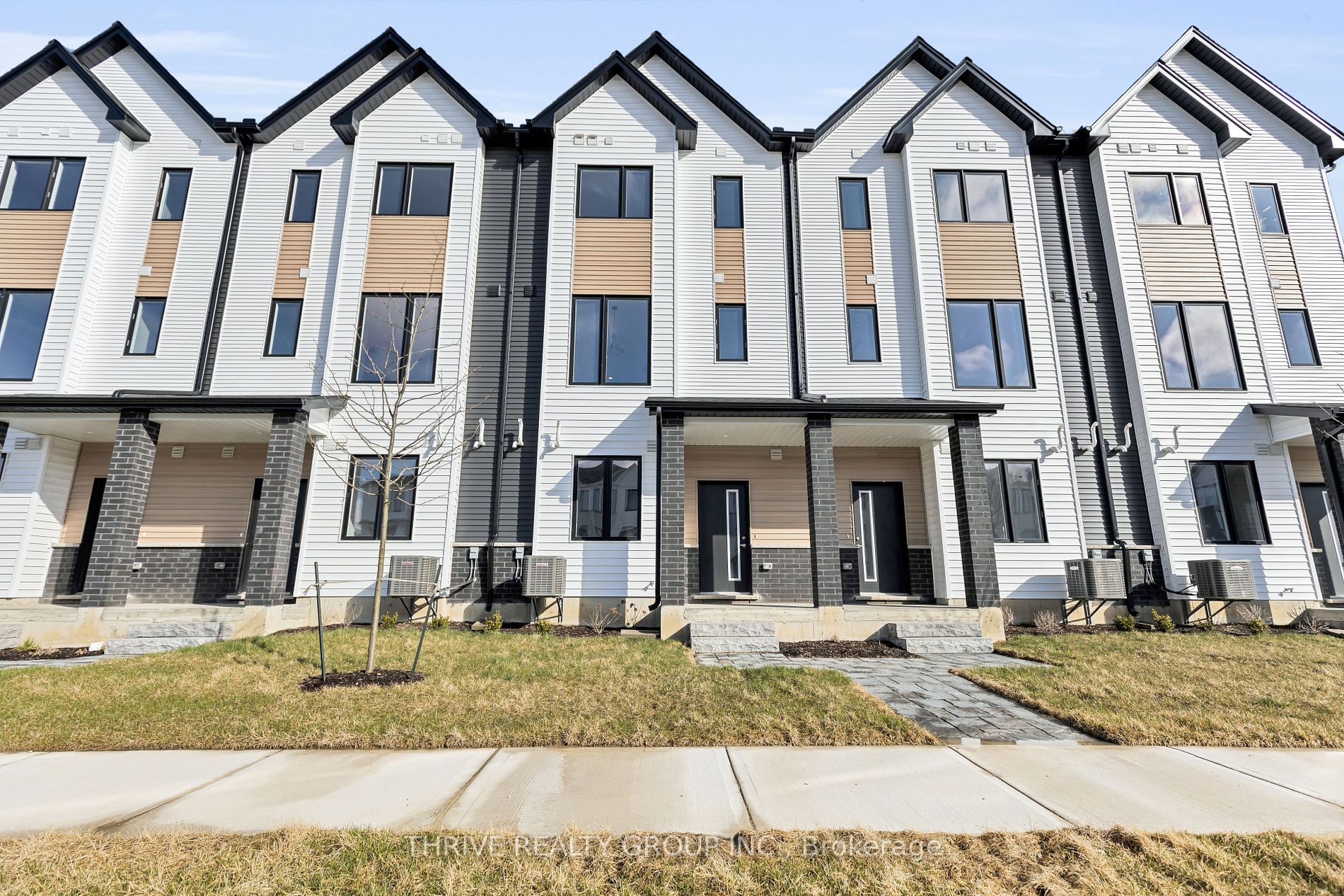 1595 Capri Cres, #46