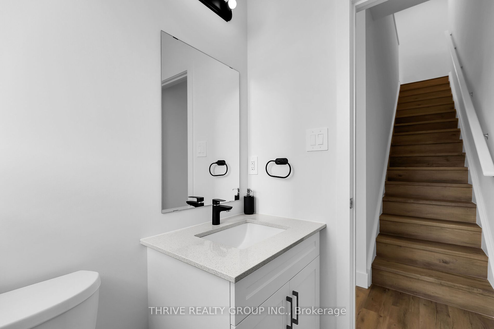 1595 Capri Cres, #46