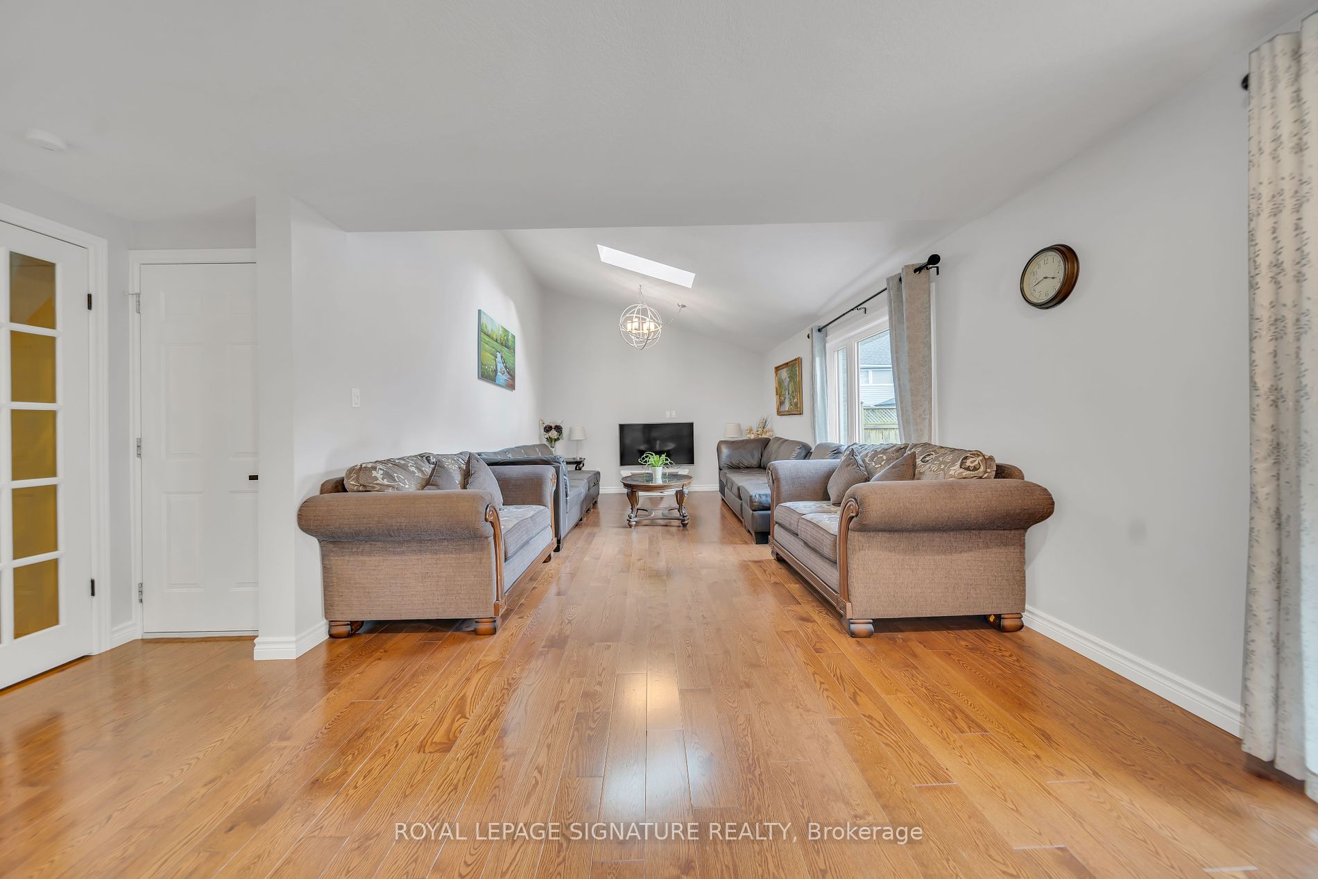 219 Elmira Rd S