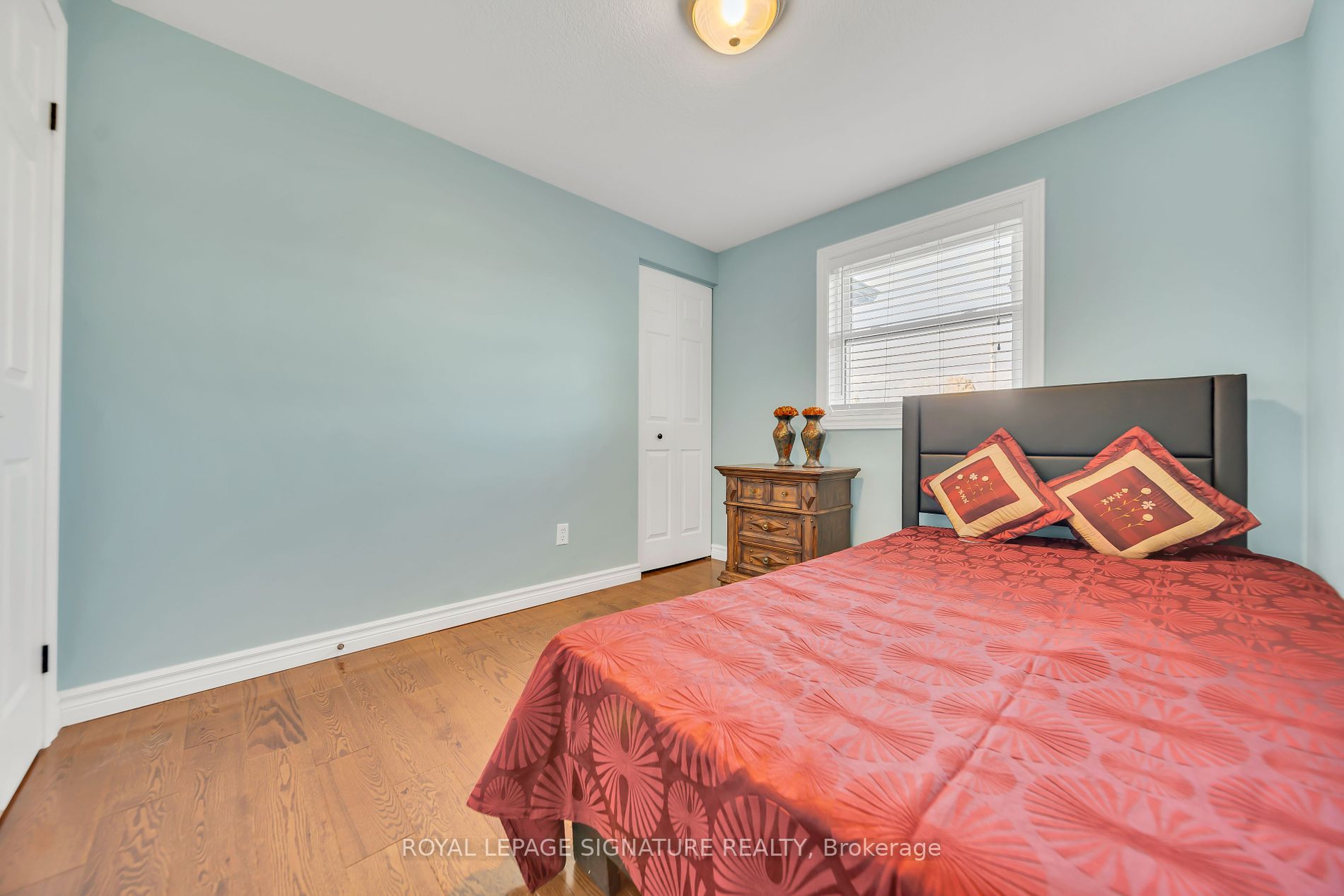 219 Elmira Rd S