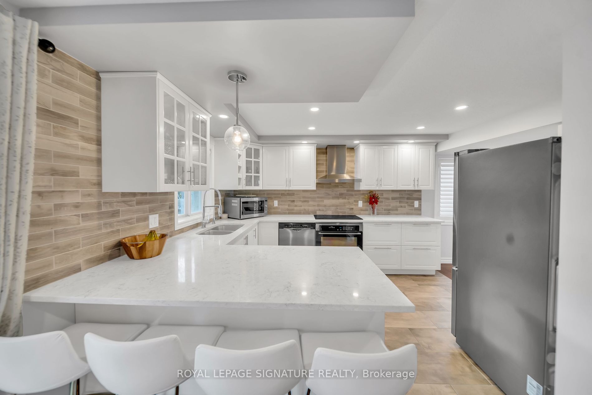 219 Elmira Rd S