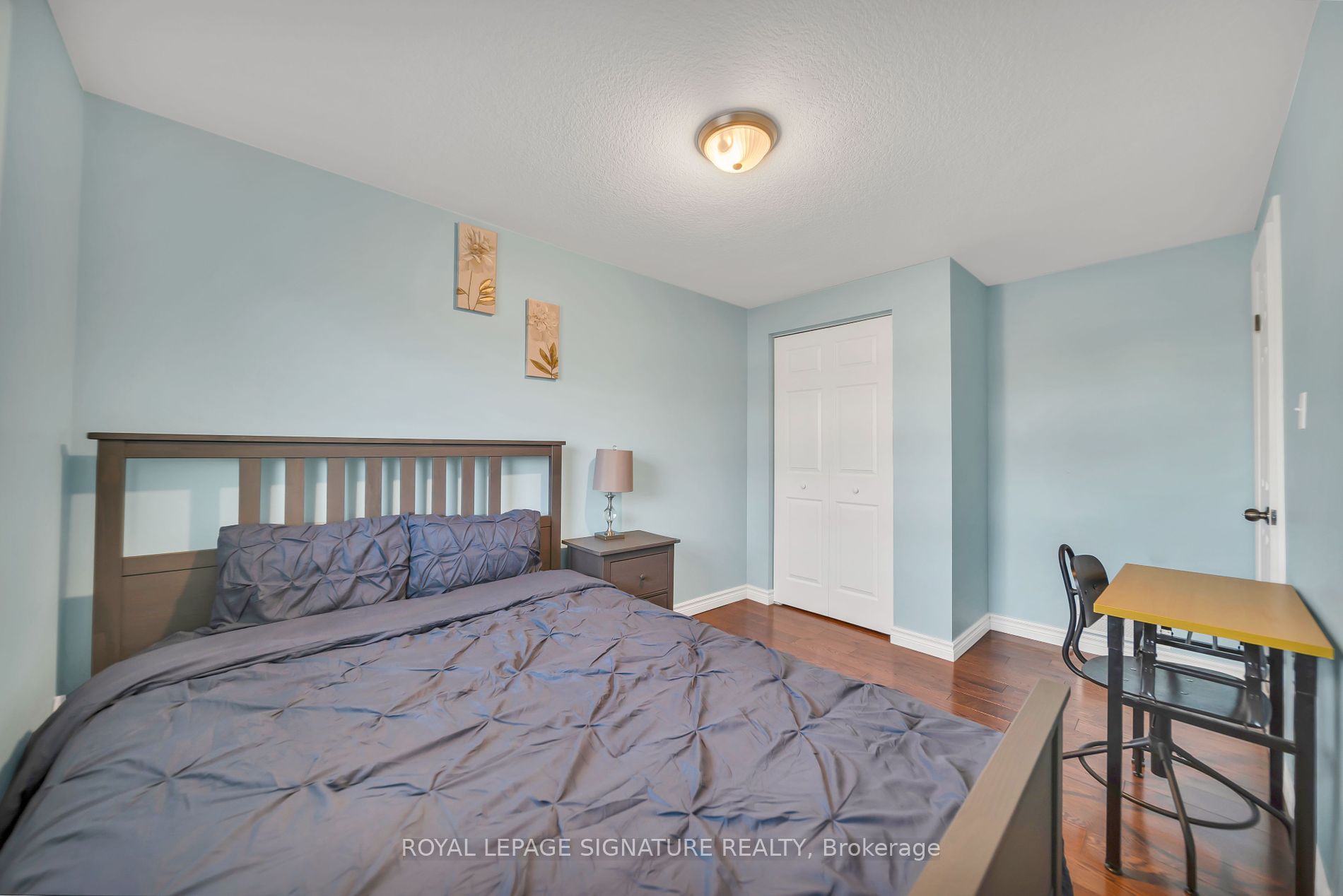 219 Elmira Rd S