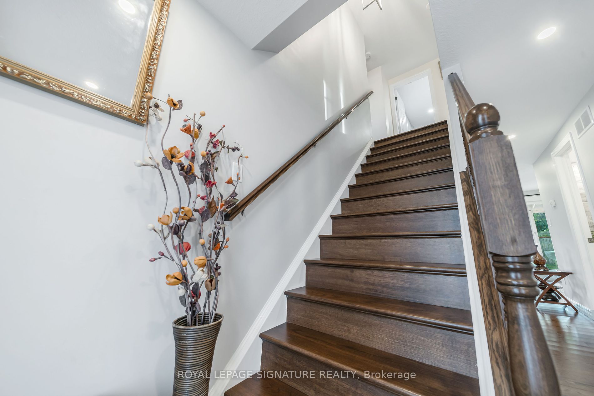 219 Elmira Rd S