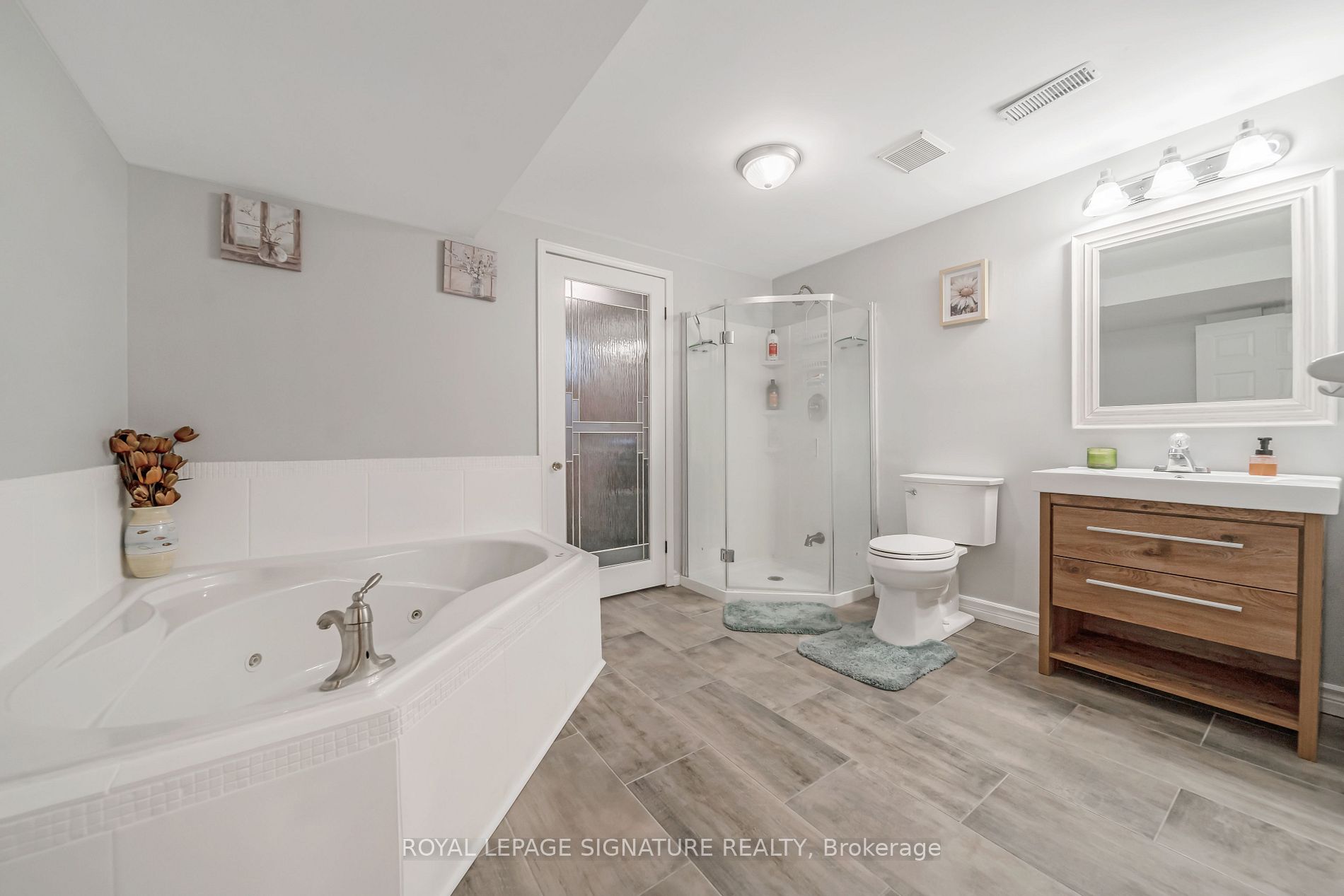 219 Elmira Rd S