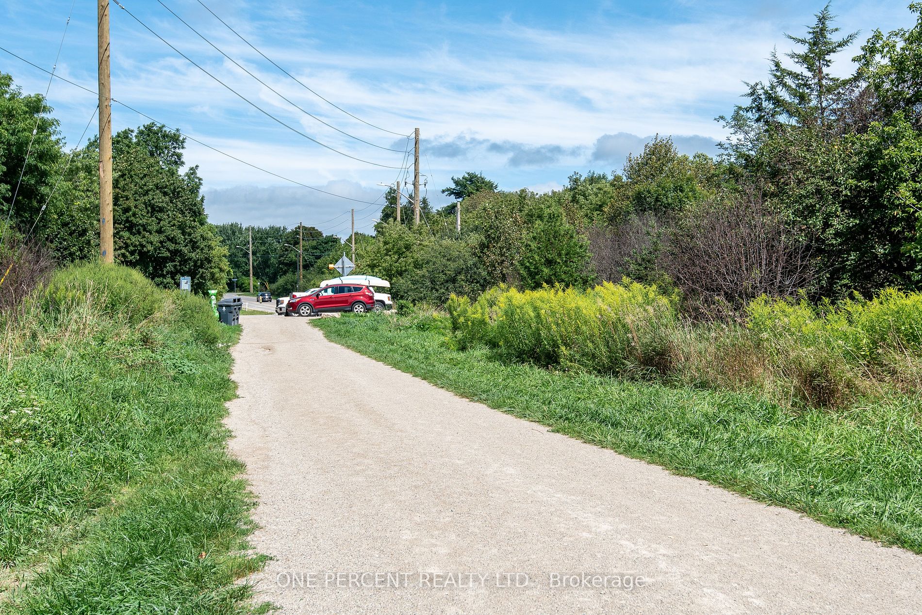 105 Conroy Cres, #103