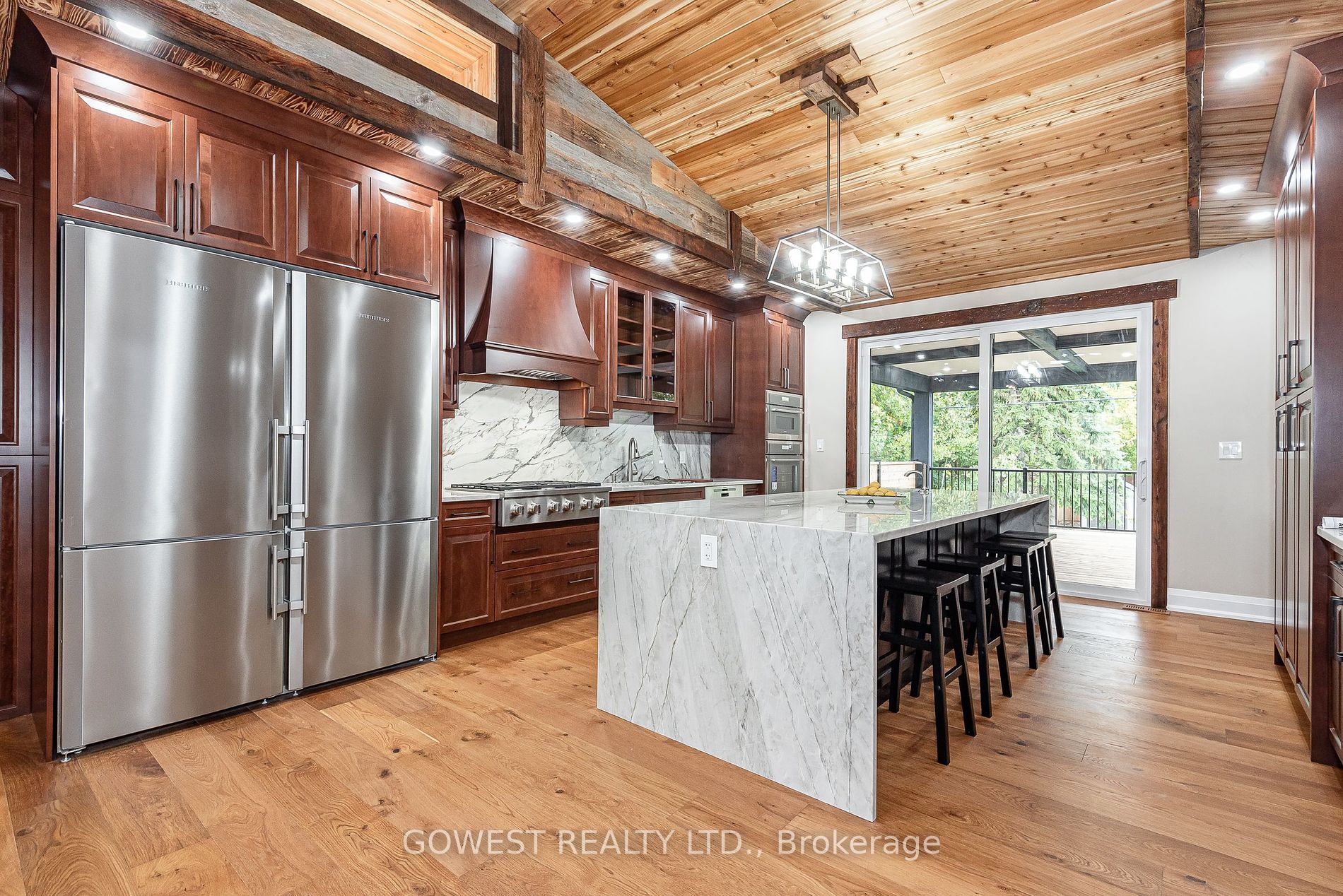 20 Tasker St