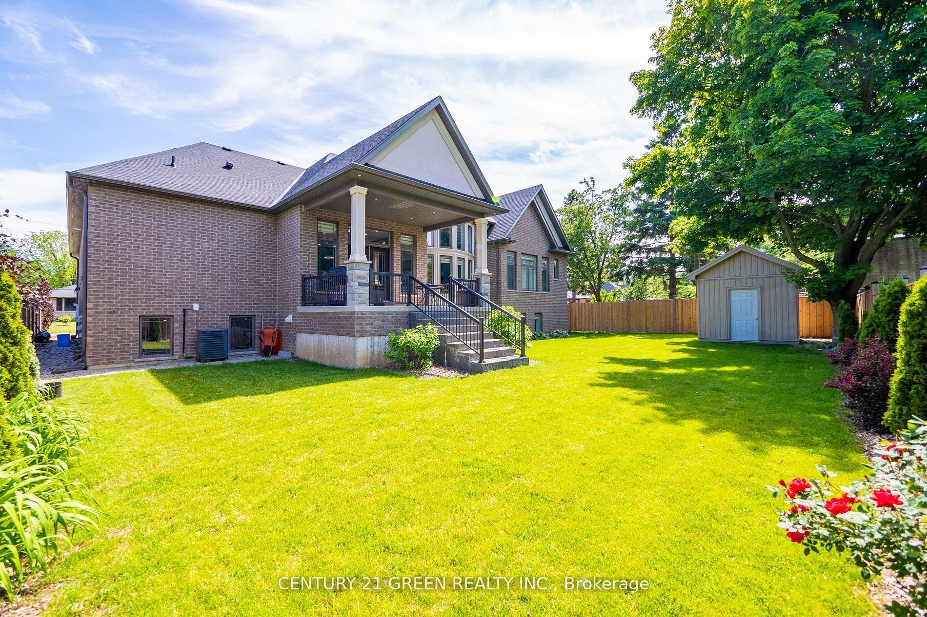 679 Hiawatha Blvd