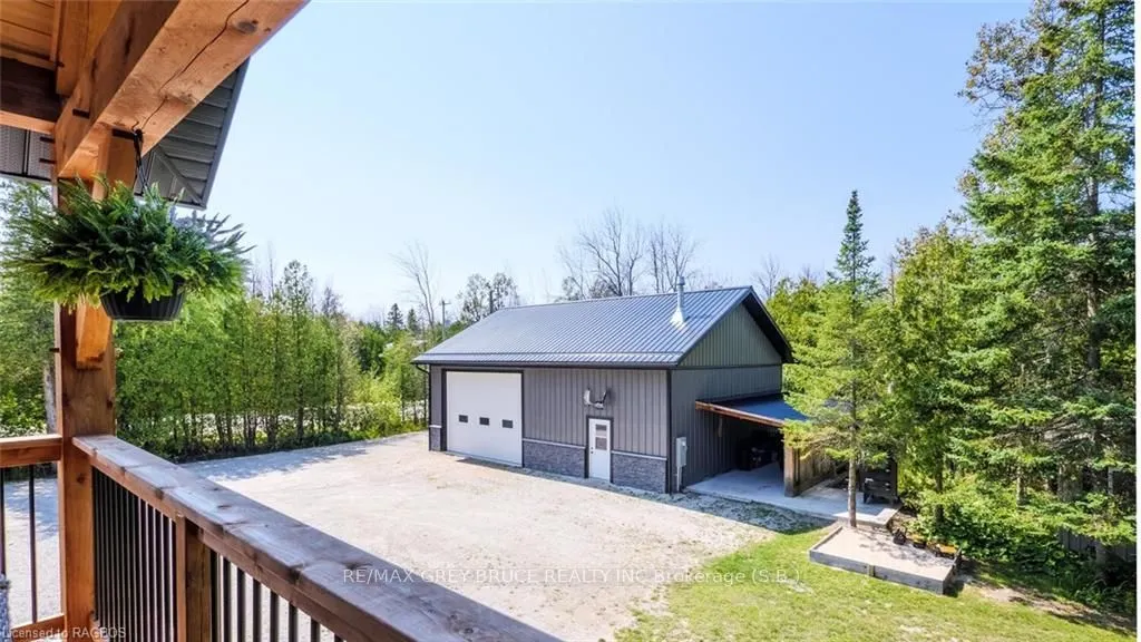 143 OLIPHANT Way