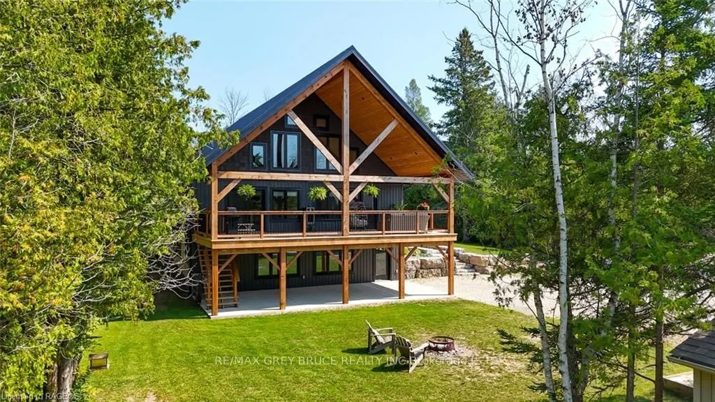 143 OLIPHANT Way
