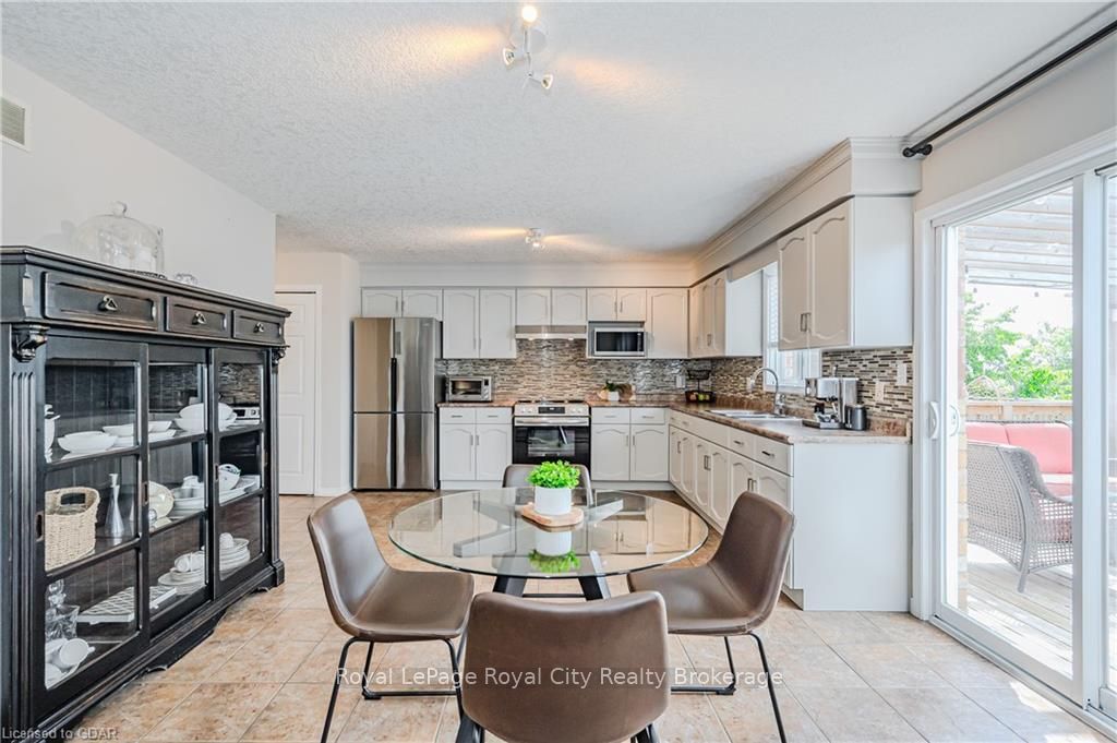 173 CLAIR Rd W