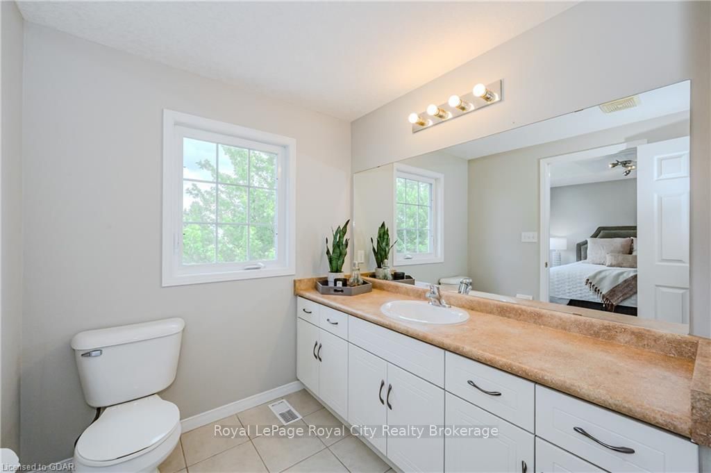 173 CLAIR Rd W