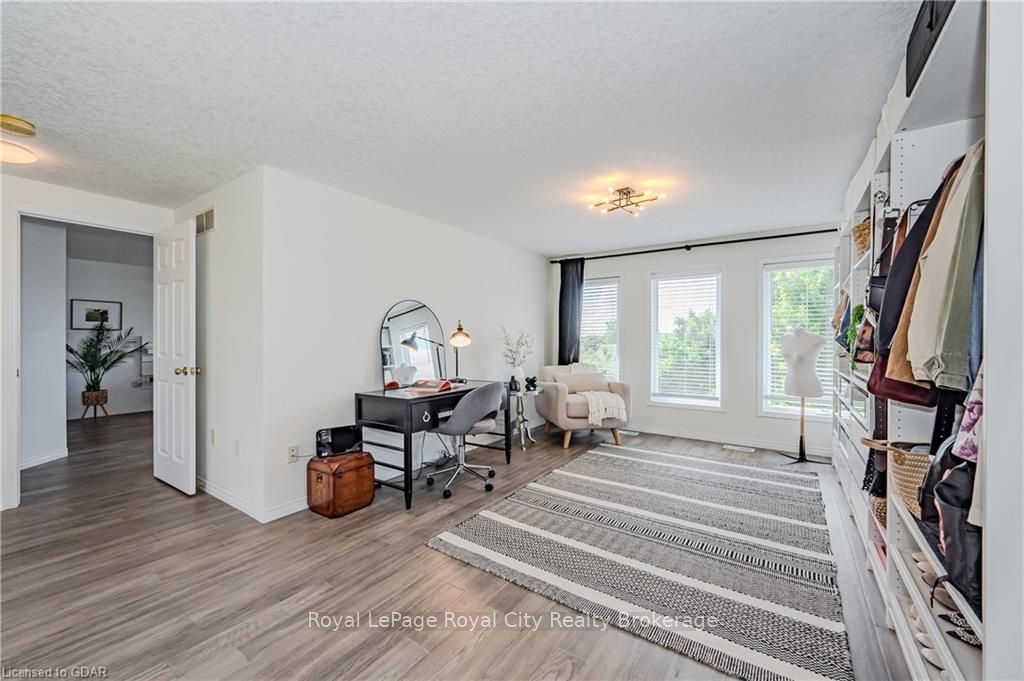 173 CLAIR Rd W