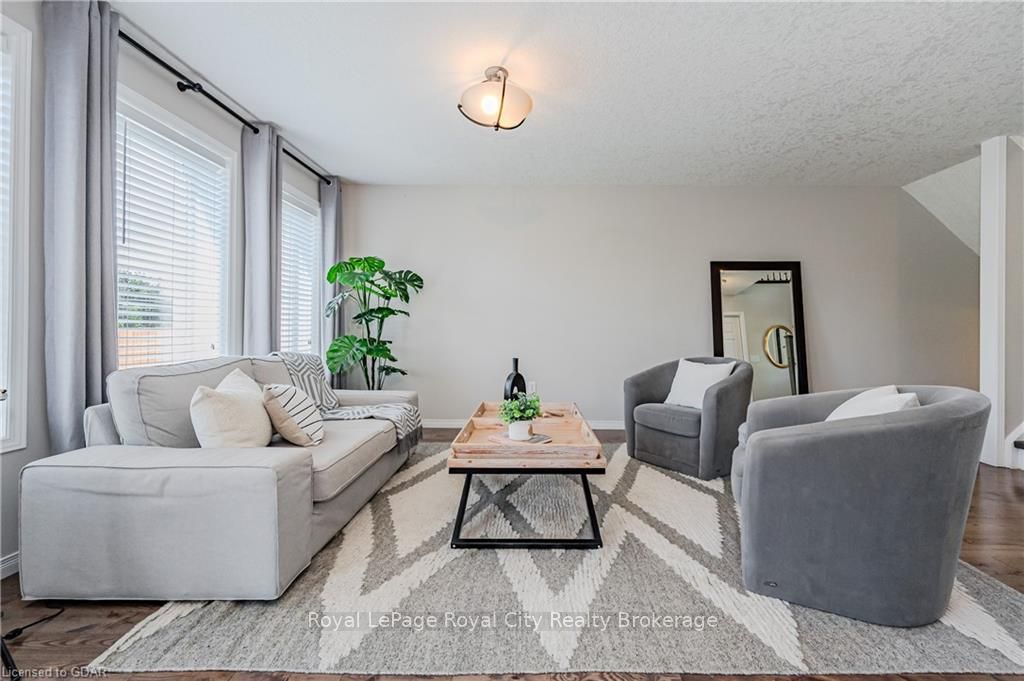 173 CLAIR Rd W