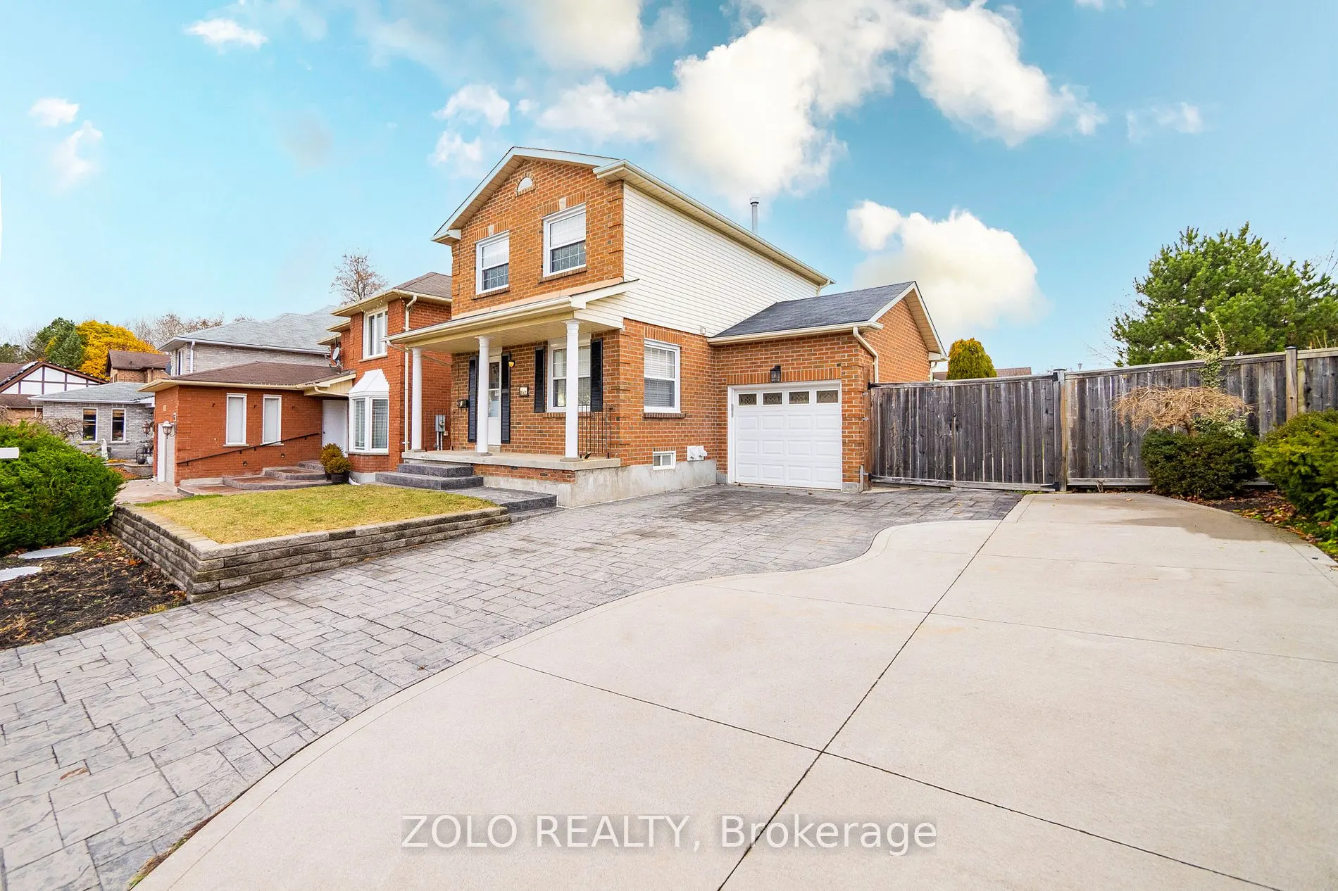 371 Burnett Ave