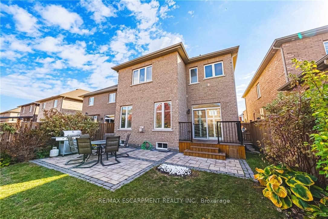 51 Narbonne Cres
