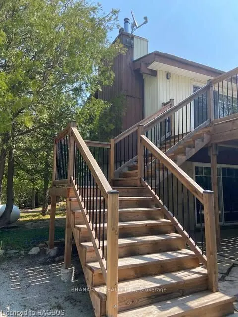 26 ELGIN St