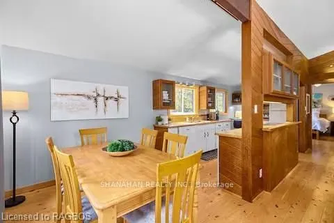 26 ELGIN St