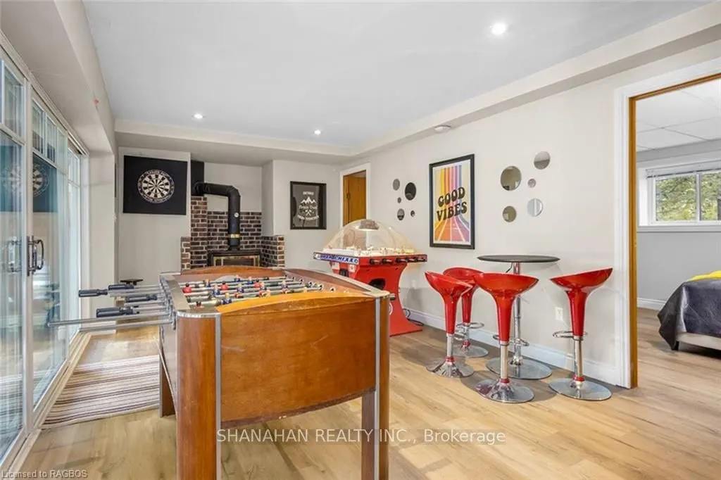 26 ELGIN St