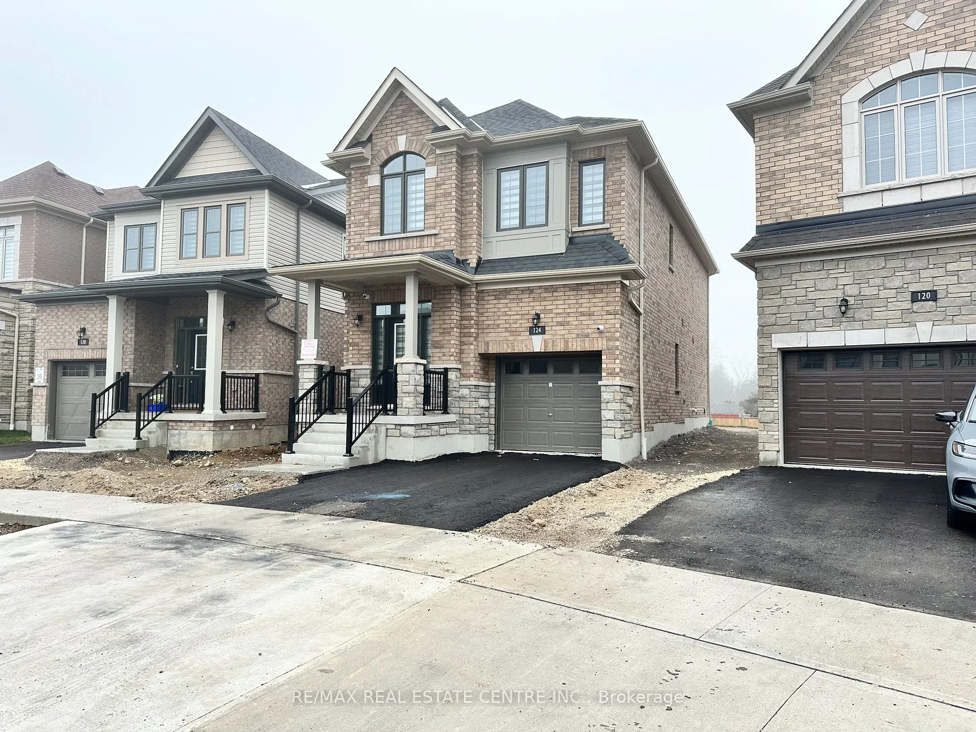 124 Lumb Dr