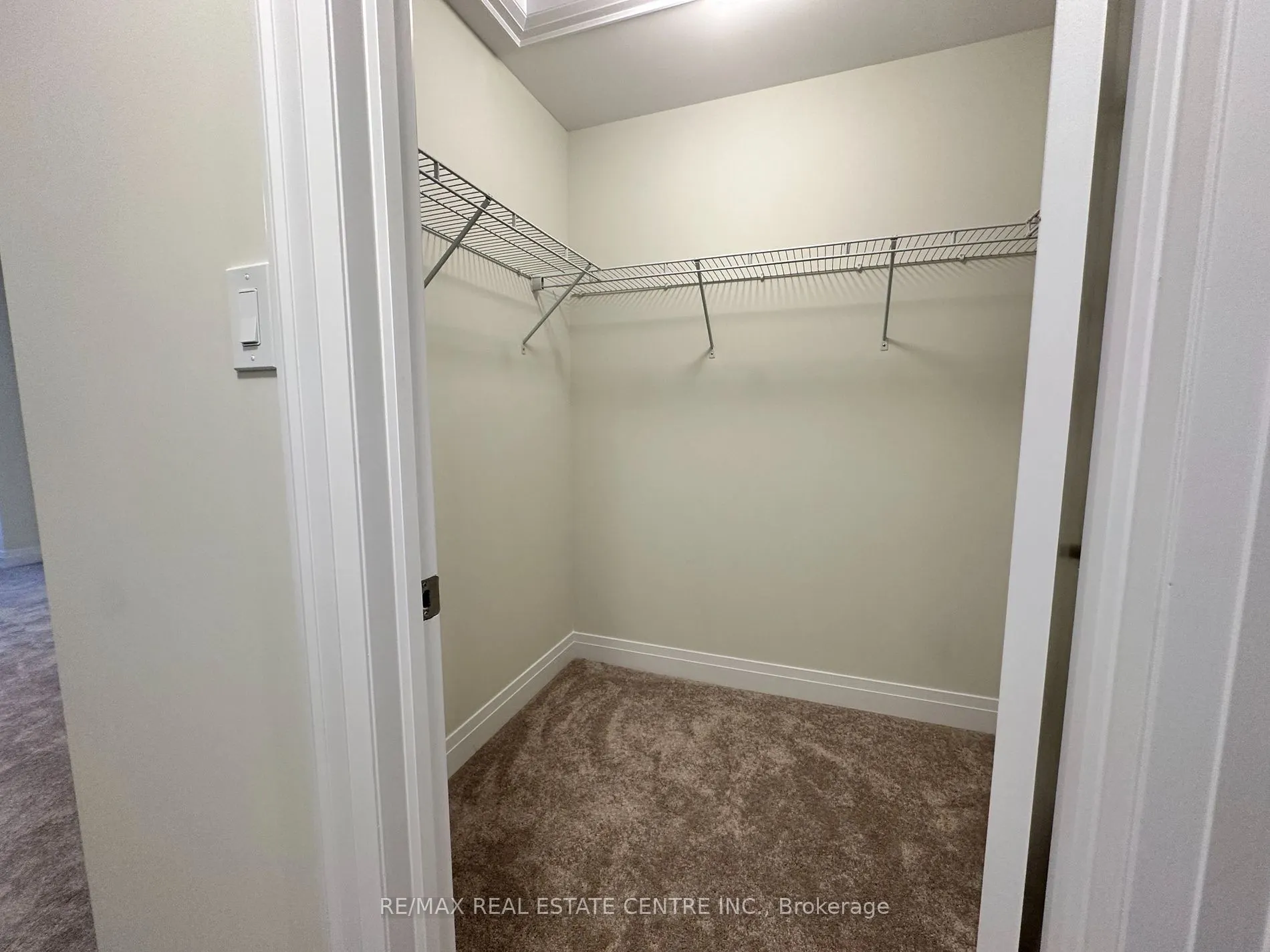 124 Lumb Dr