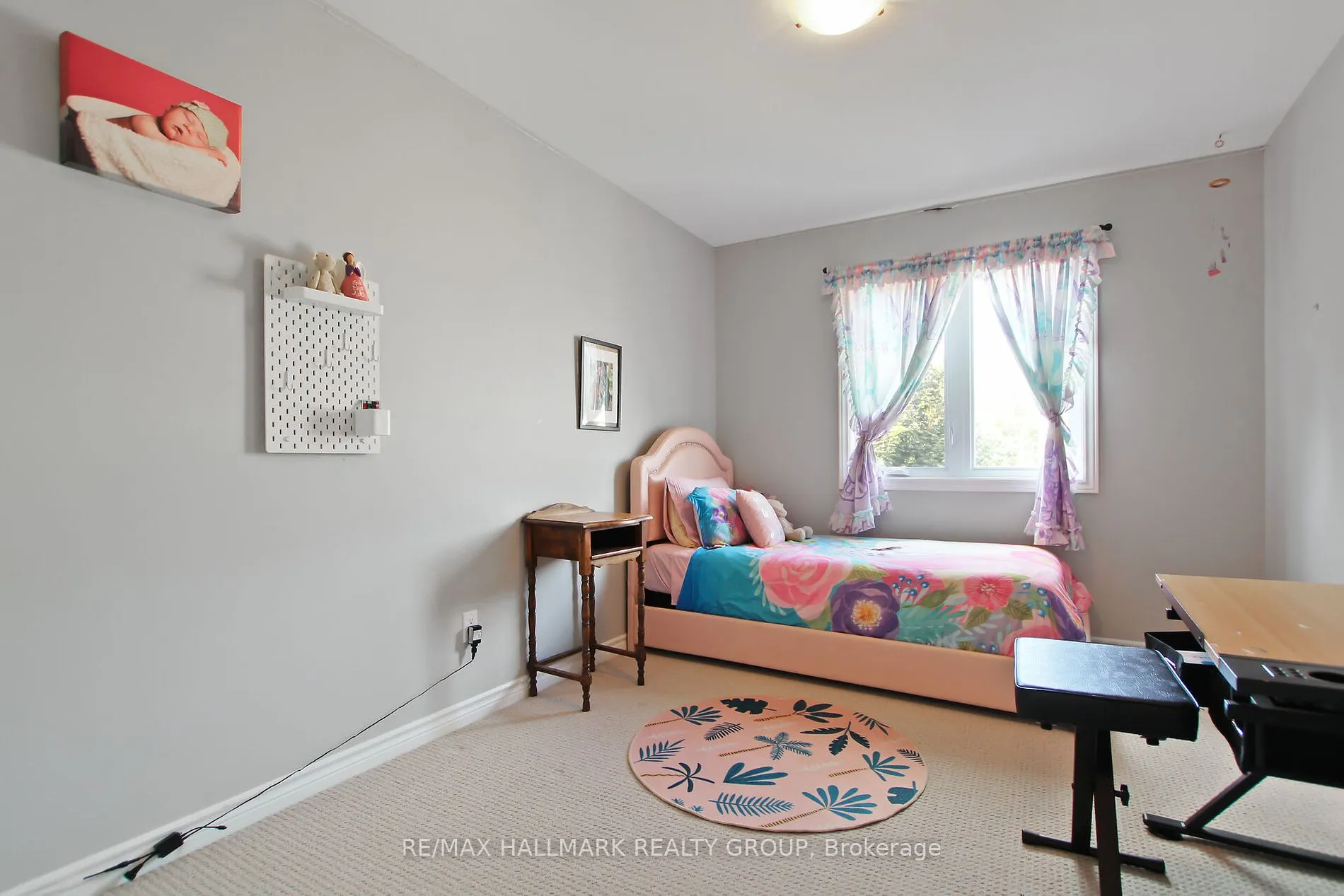225 King St