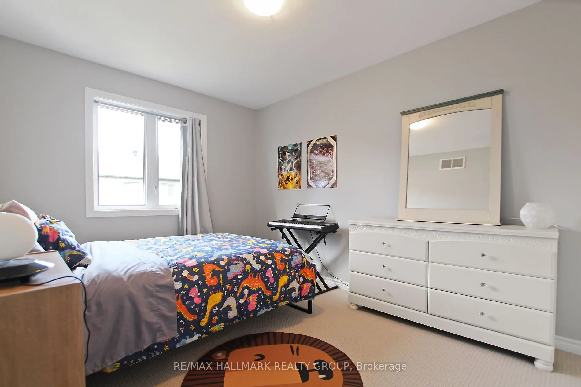 225 King St