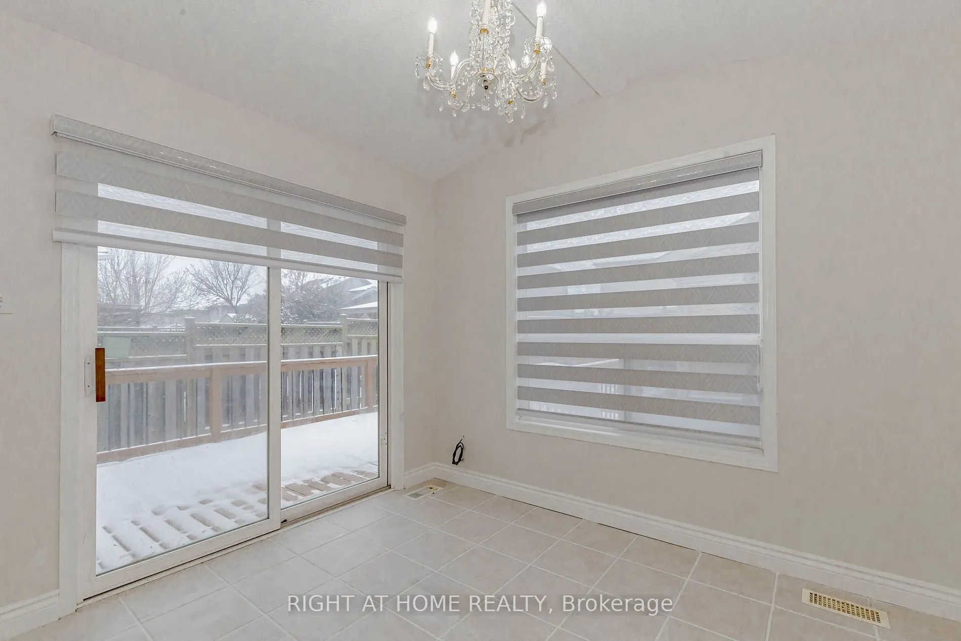 51 Hawkins Dr