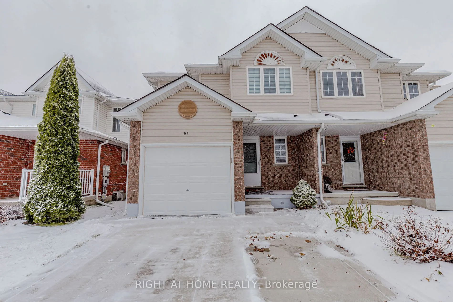 51 Hawkins Dr