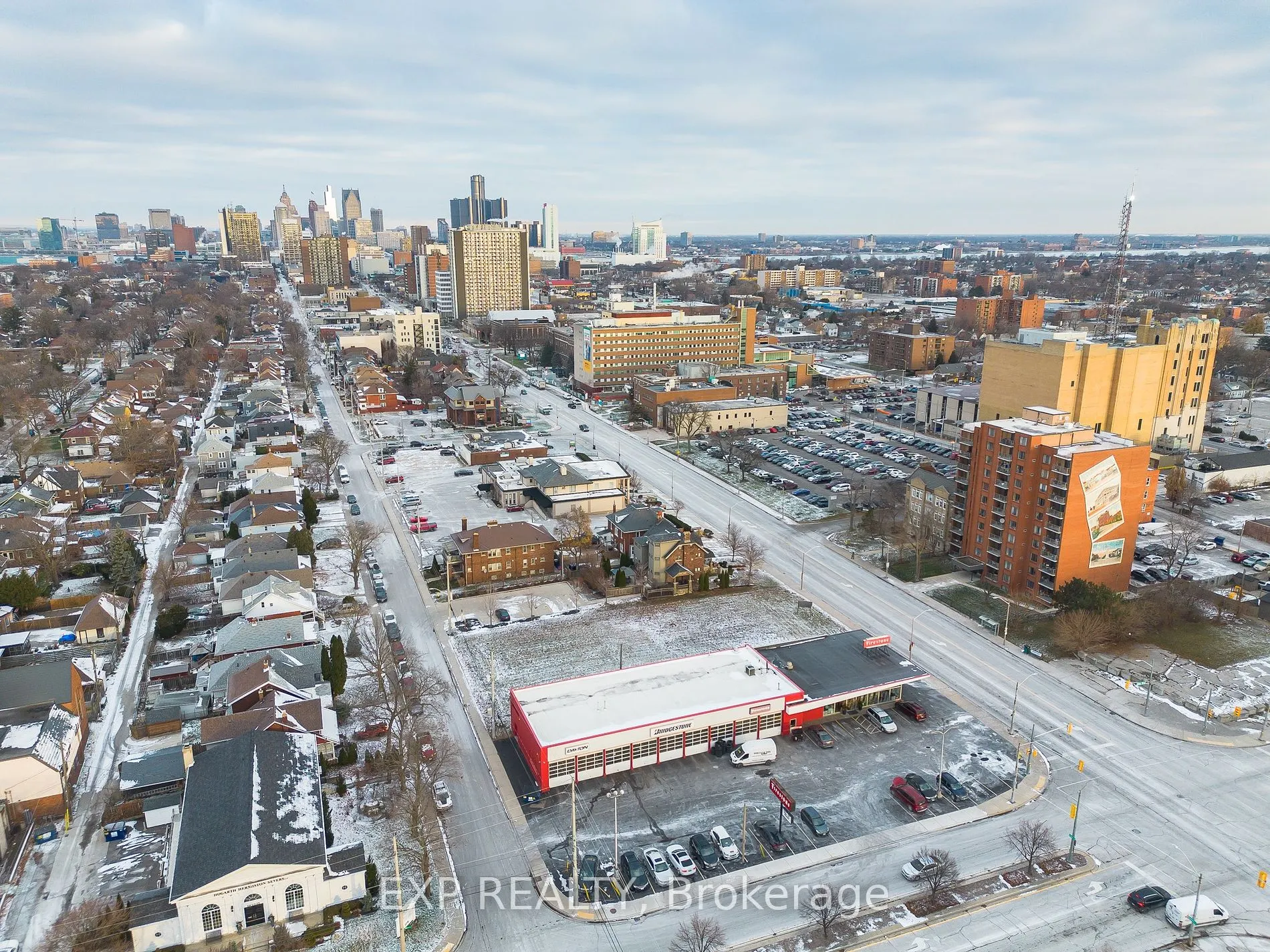 1181 Ouellette Avenue