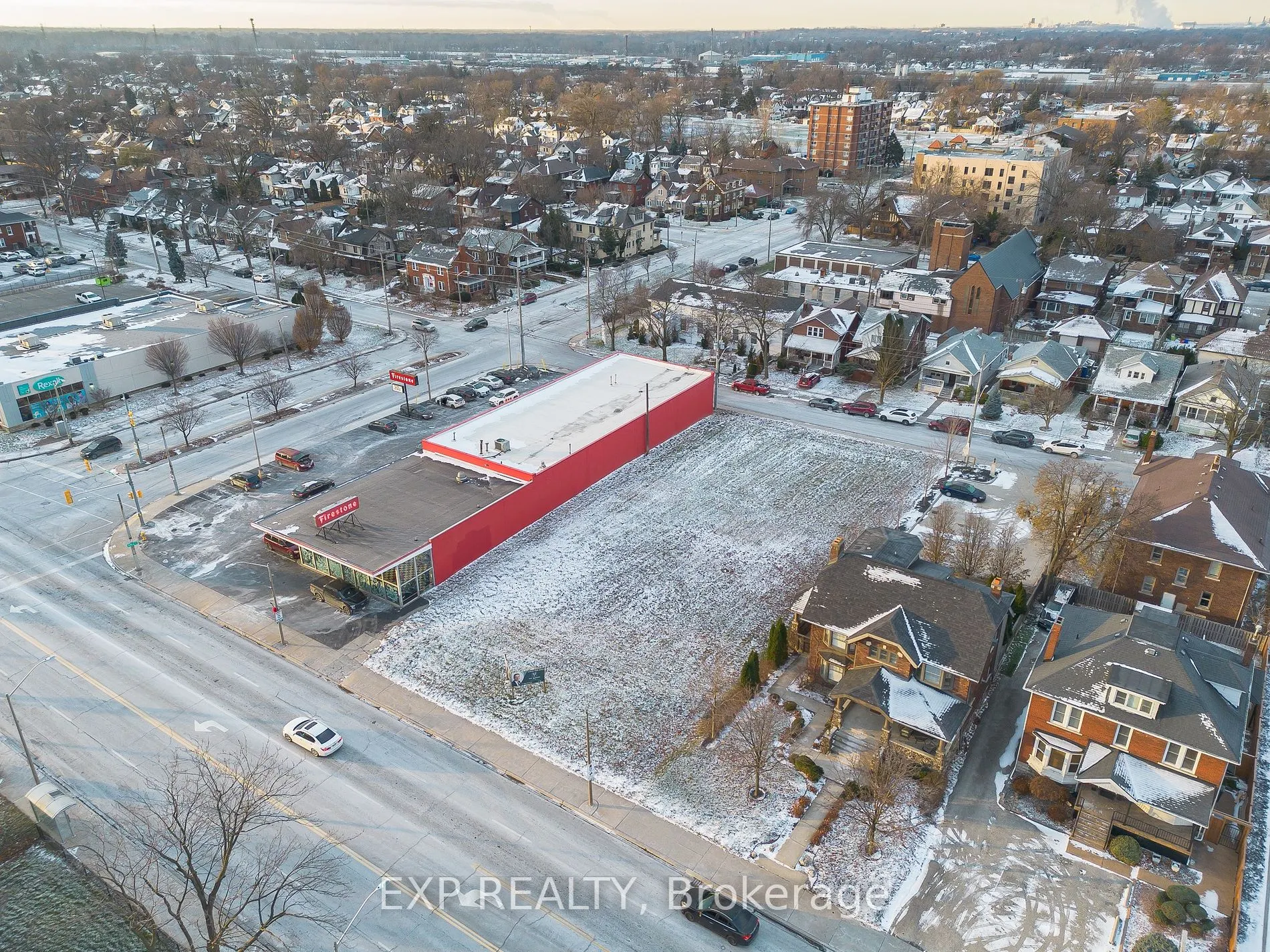 1181 Ouellette Avenue