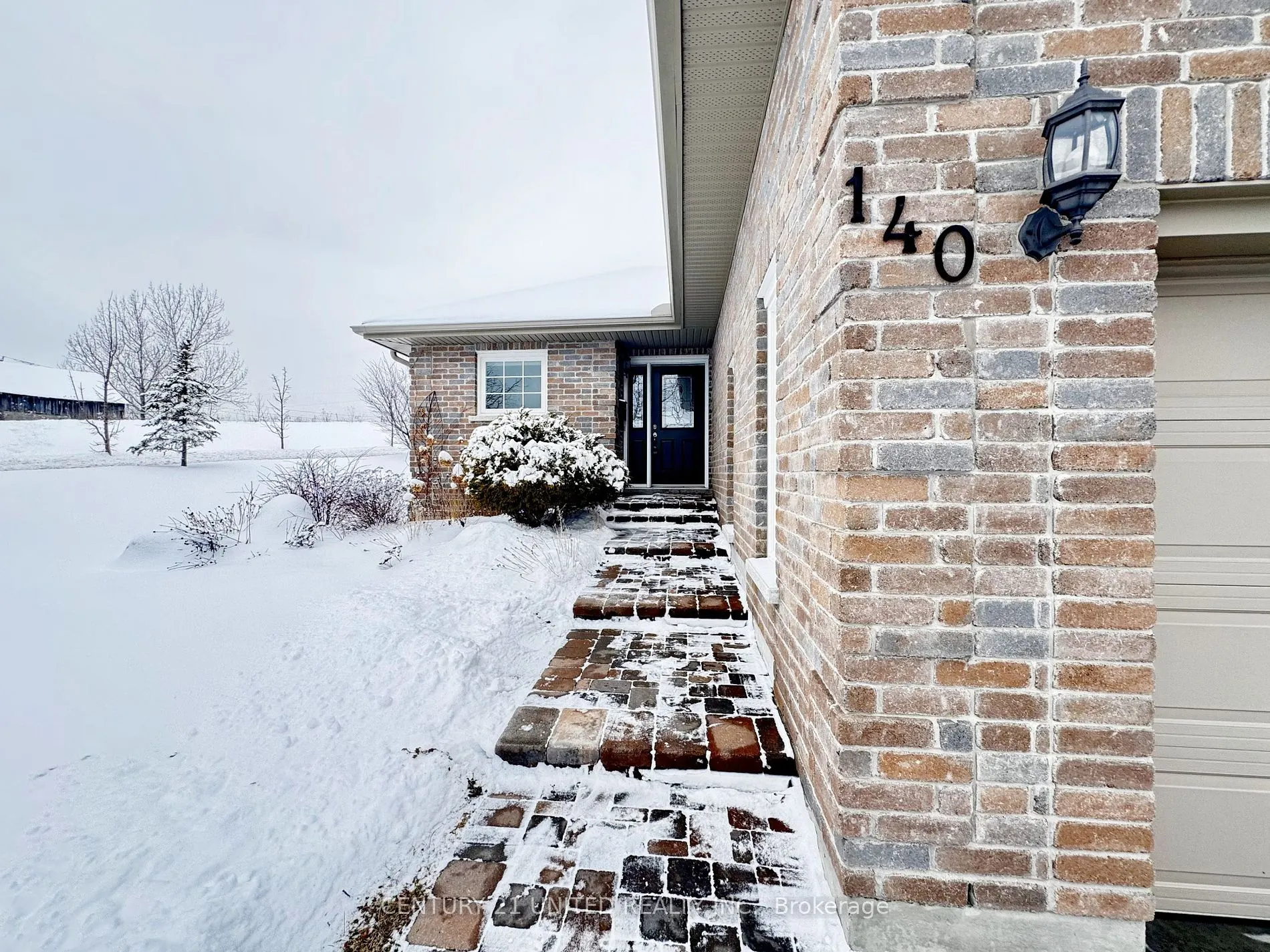 301 Carnegie Ave, #140