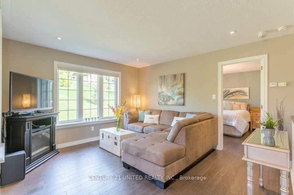 301 Carnegie Ave, #140