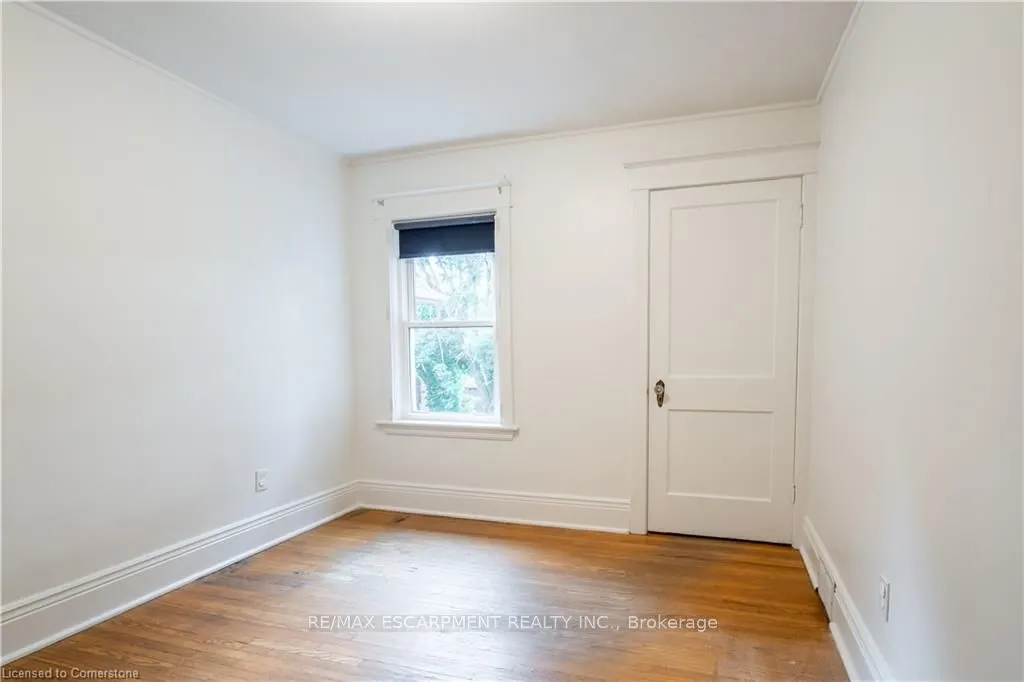 56 Newton Ave