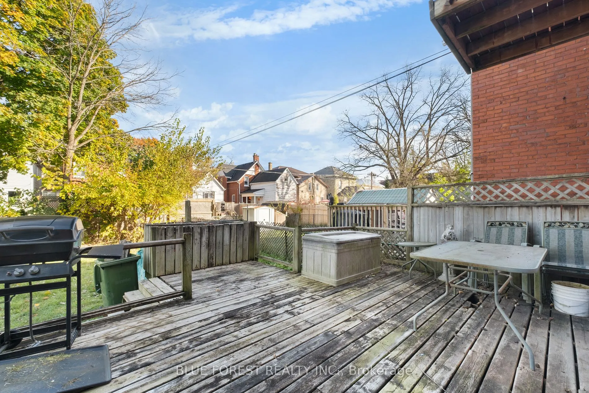 37 John St