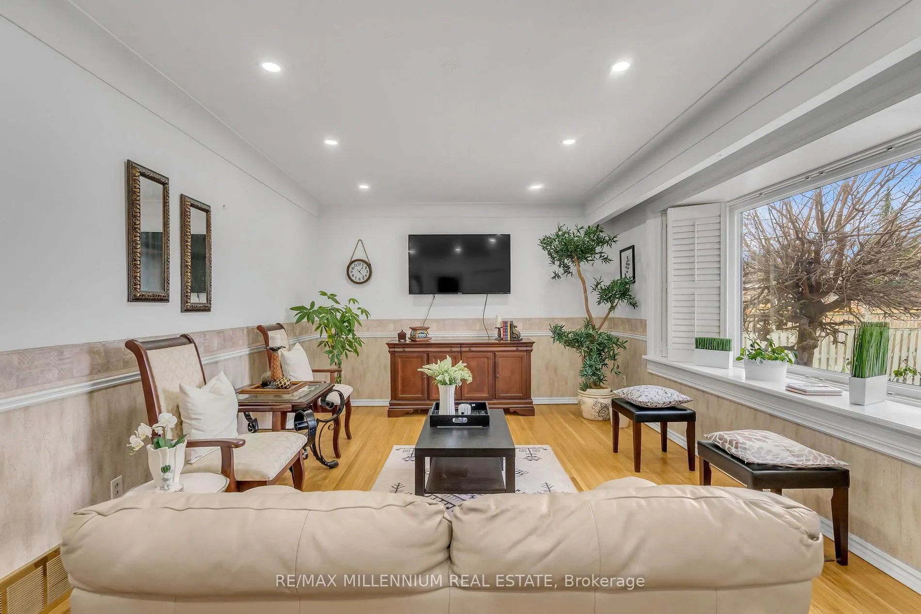 398 Kerman Ave