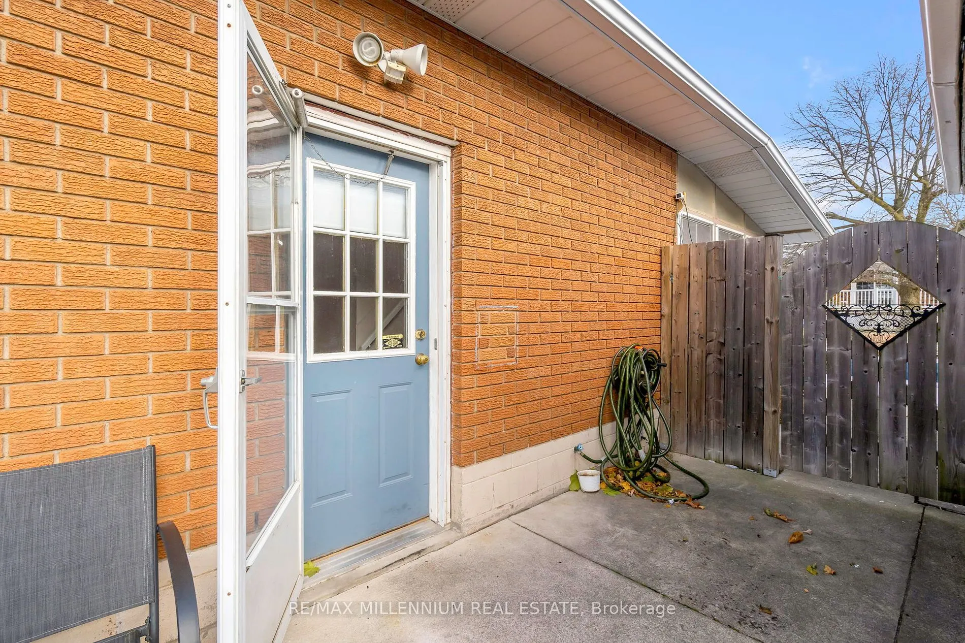 398 Kerman Ave