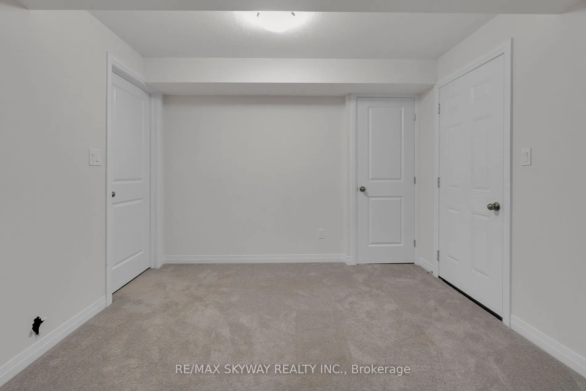 972 Stonecliffe Walk, #18