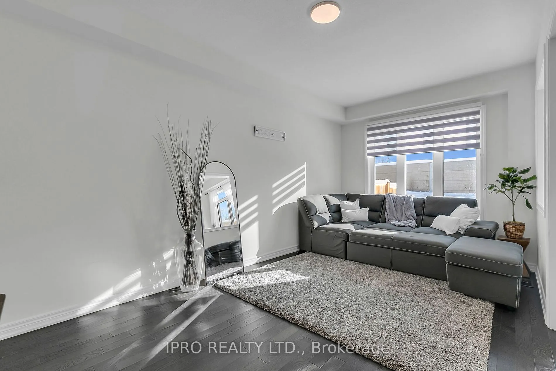 166 Deerpath Dr, #60