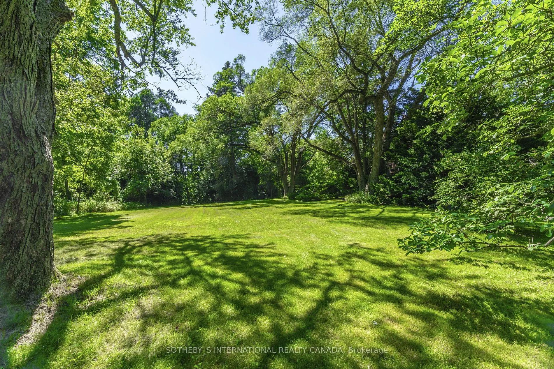 366 Lakeshore Rd
