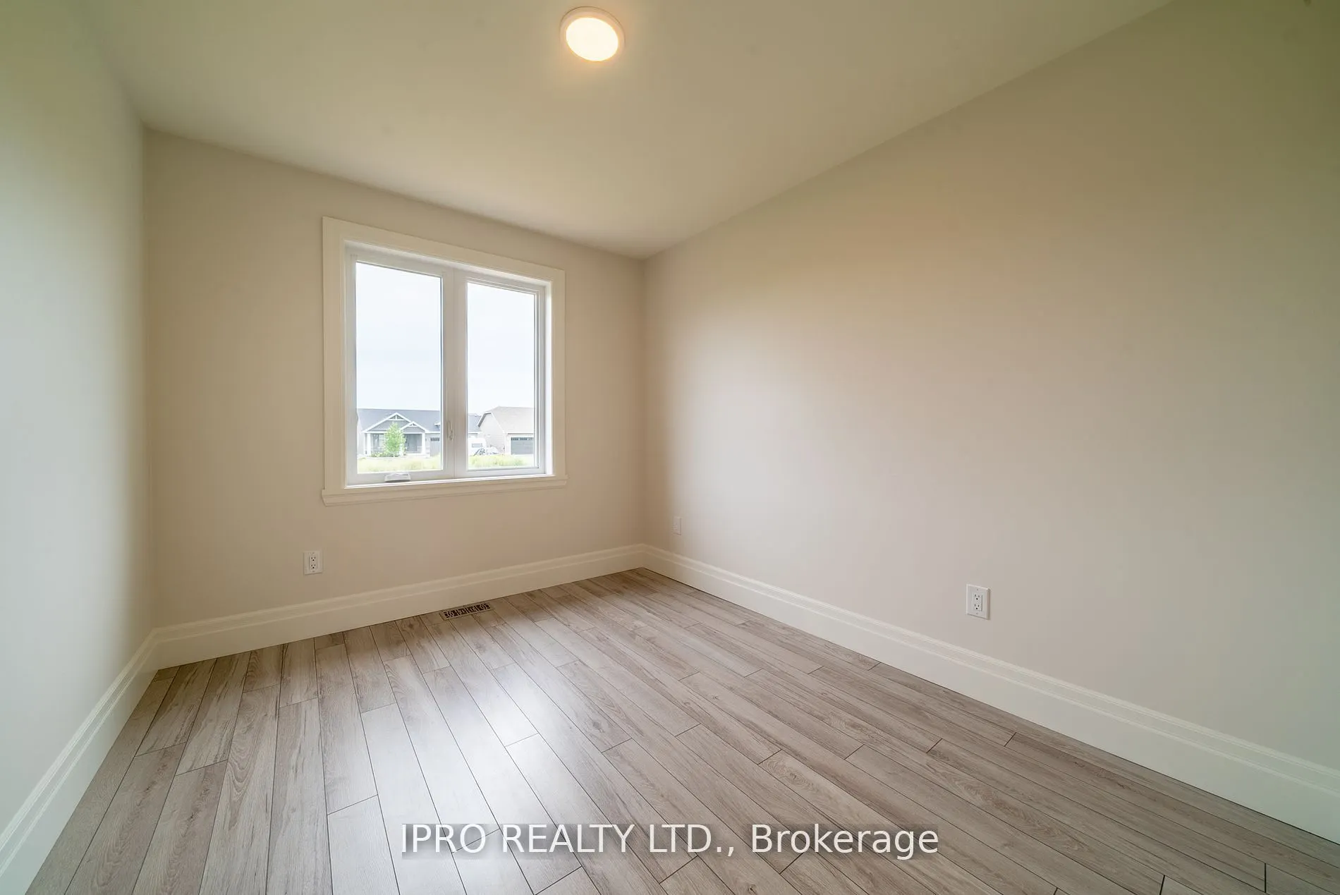 44 Campbell Crescent